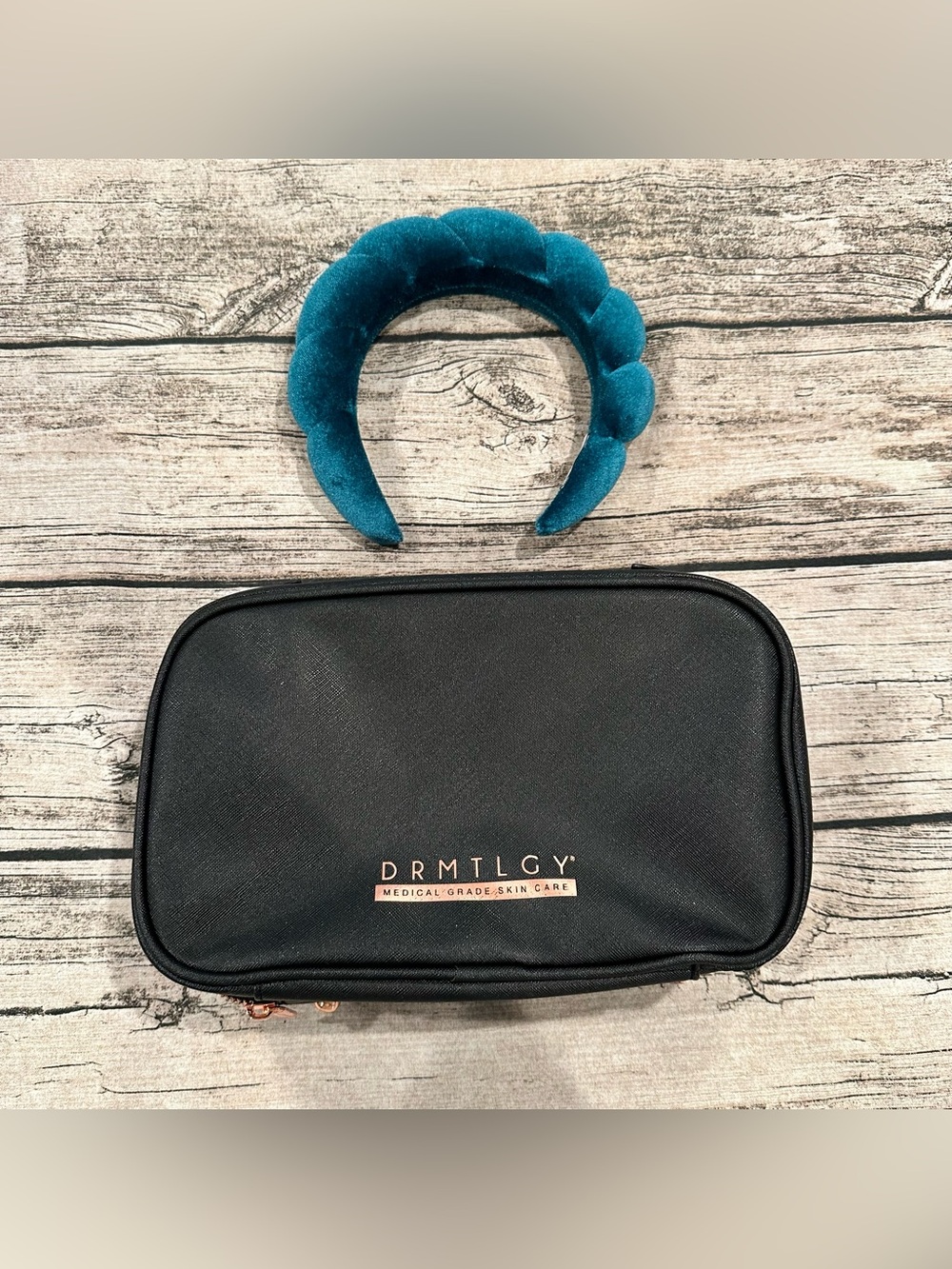 Drmtlgy Cosmetic Bag and Headband